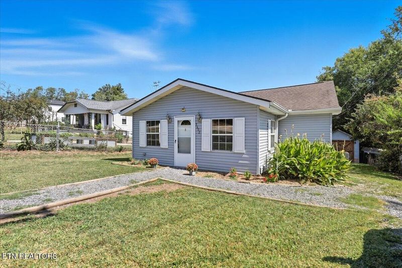 3602 Decatur Dr, Knoxville, TN 37920