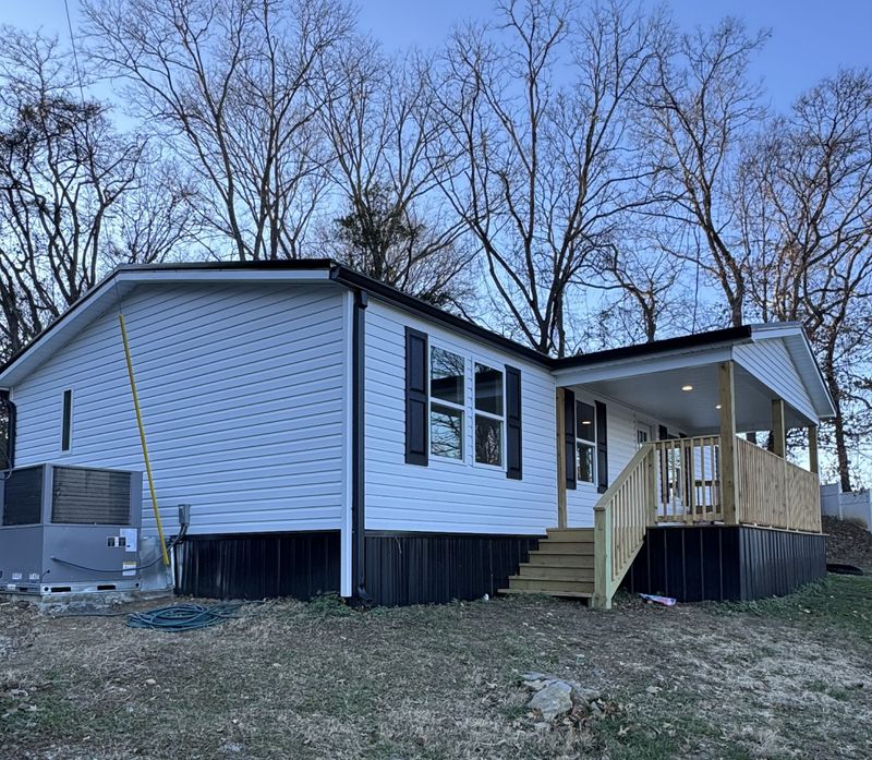 162 Lisa Dr, Gordonsville, TN 38563