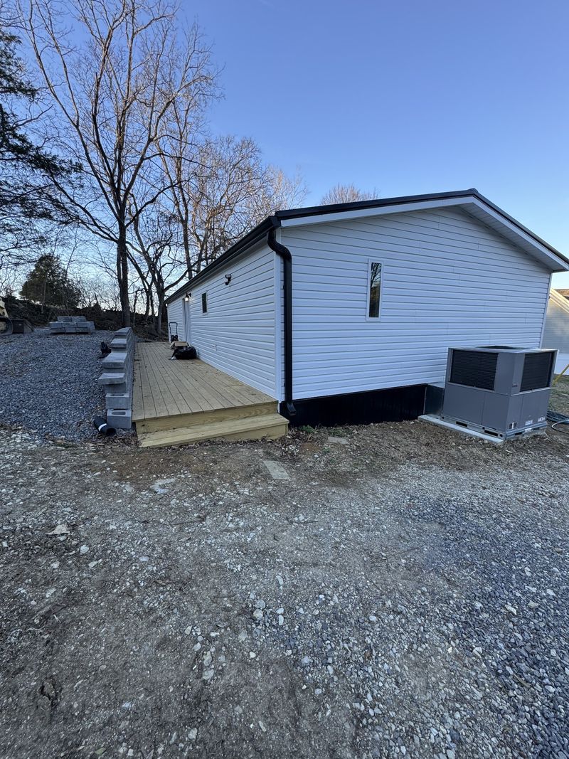 162 Lisa Dr, Gordonsville, TN 38563