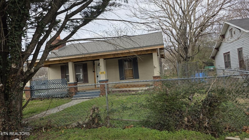 4101 Walker Blvd, Knoxville, TN 37917