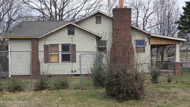 4101 Walker Blvd, Knoxville, TN 37917
