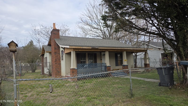 4101 Walker Blvd, Knoxville, TN 37917
