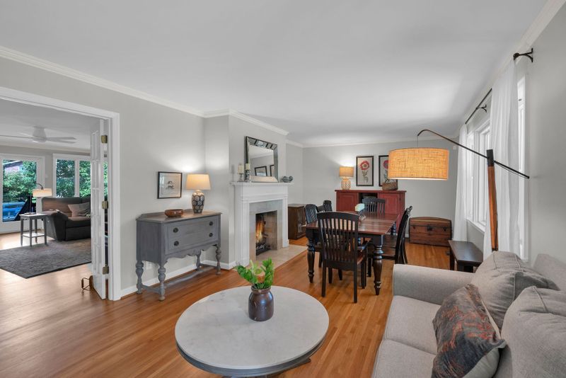 5001 Stillwood Dr, Nashville, TN 37220