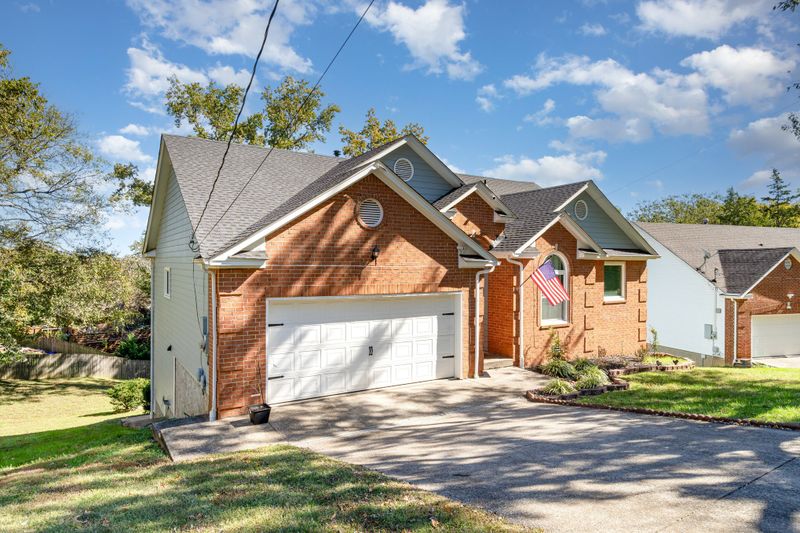 4516 Raccoon Trl, Hermitage, TN 37076