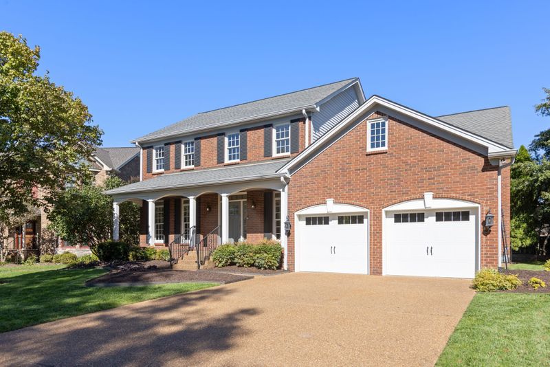 7004 Waterbury Pt, Nashville, TN 37221