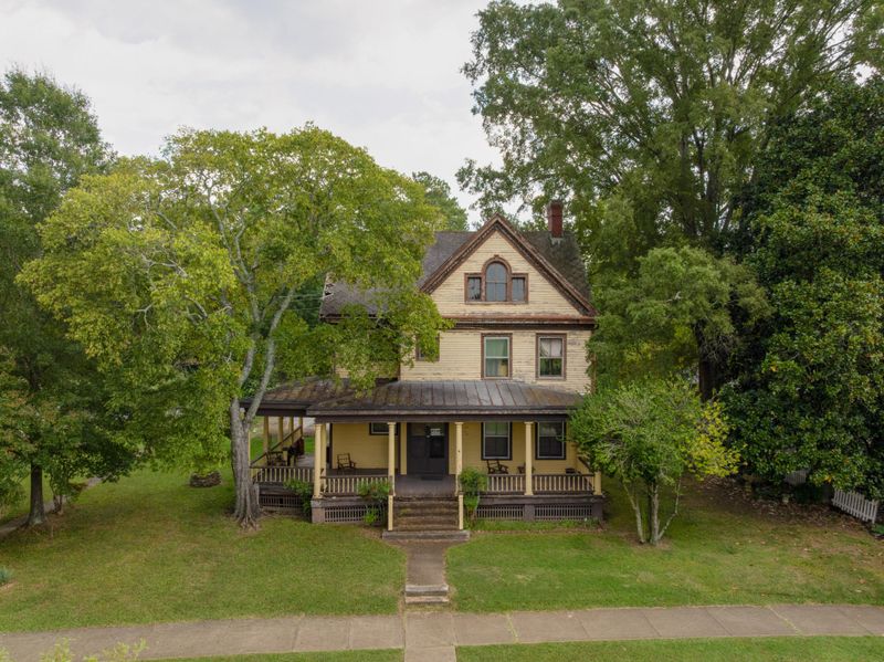 7 Barnhardt Cir, Fort Oglethorpe, GA 30742