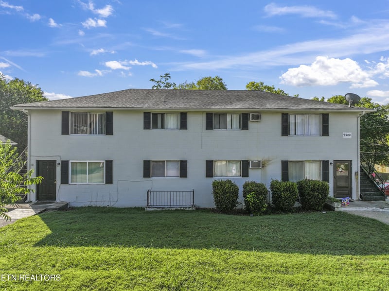 21142300 Washington Ave, Knoxville, TN 37917