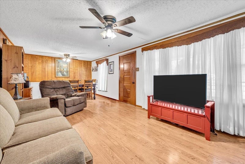 809 Brummel Ave, Bridgeport, AL 35740