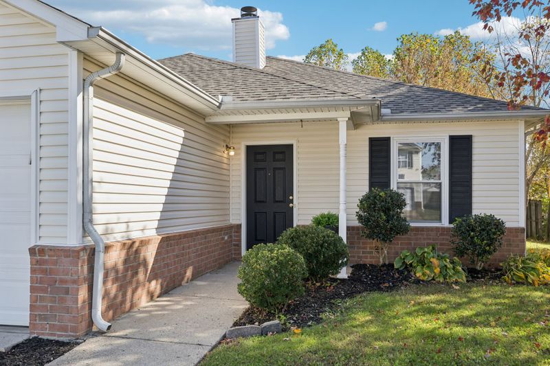 2130 Carlton Ln, Thompsons Station, TN 37179
