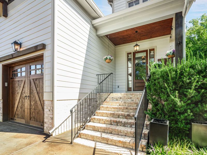 3610 Wilbur Pl, Nashville, TN 37204