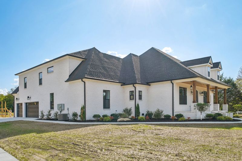 4879 Crescent Ln, Murfreesboro, TN 37128