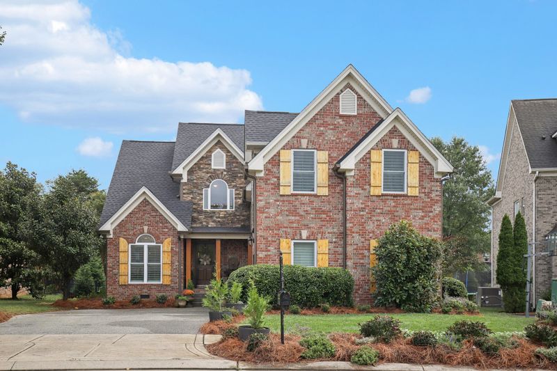 135 Ruland Cir, Hendersonville, TN 37075