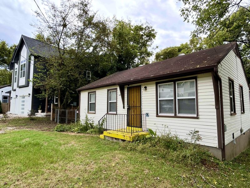 60 Creighton Ave, Nashville, TN 37206