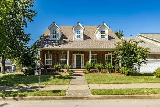 1033 Dunrobin Dr, Franklin, TN 37067