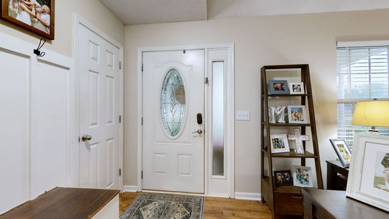 102 Marcus Cir, Murfreesboro, TN 37130