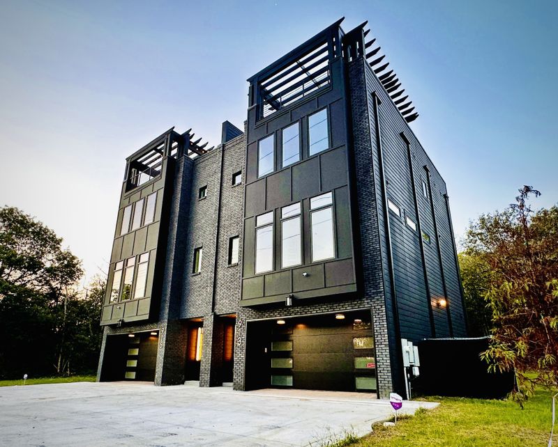 913 W Trinity Ln, Nashville, TN 37207