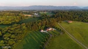 360 Alfred Mccammon Rd, Maryville, TN 37804