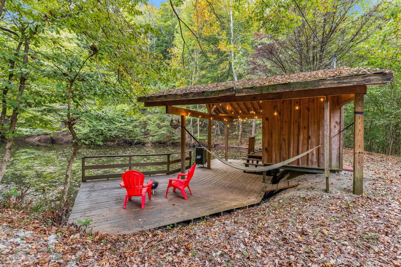 5192 Whitlow Mountain Rd, Ashland City, TN 37015