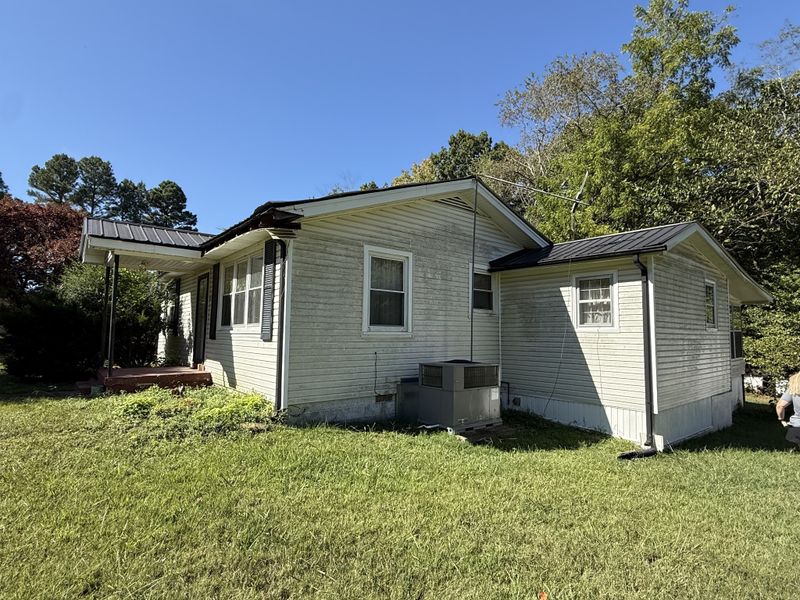 2018 Highway 49 E, Charlotte, TN 37036