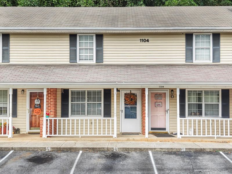 1104 Brookwood Ln #19, Dalton, GA 30720