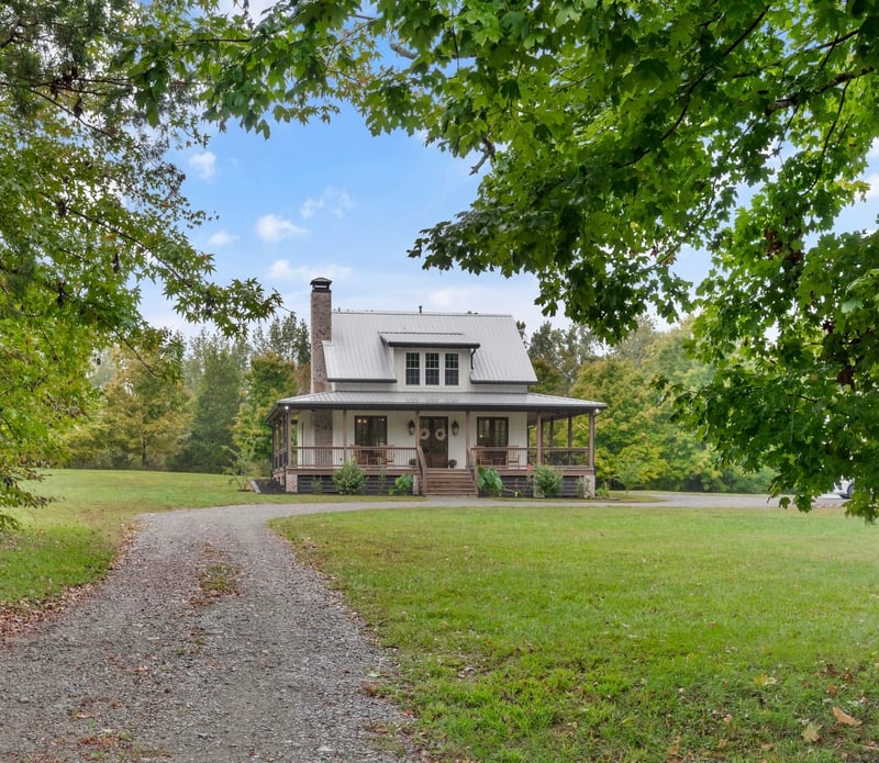 1006 Cherokee Trl, Springfield, TN 37172