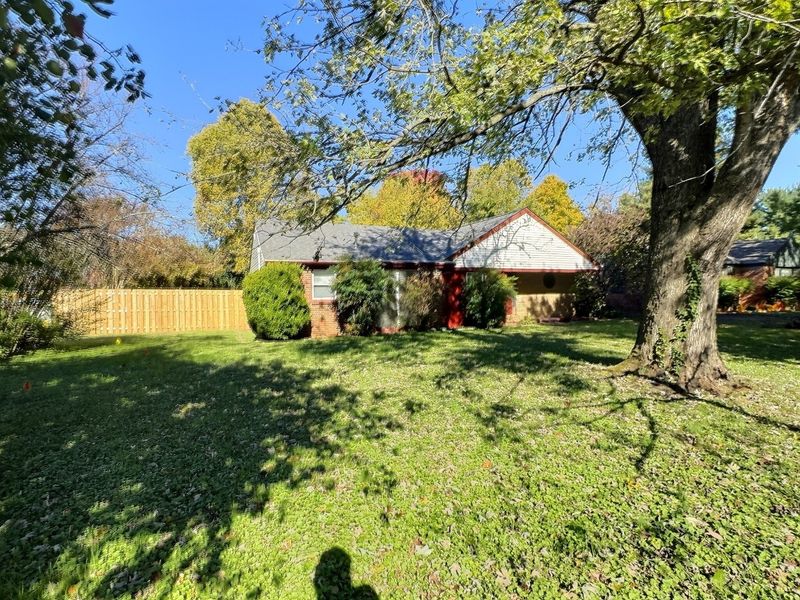 1301 Richland Pl, Murfreesboro, TN 37130