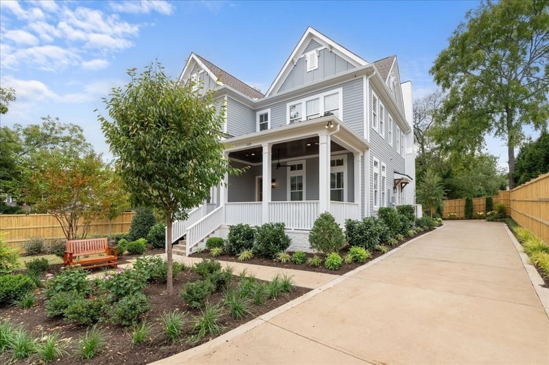 1707 Hillmont Dr, Nashville, TN 37215