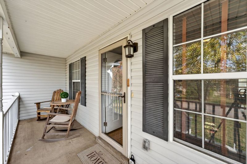 712 Stone Hedge Dr, Old Hickory, TN 37138