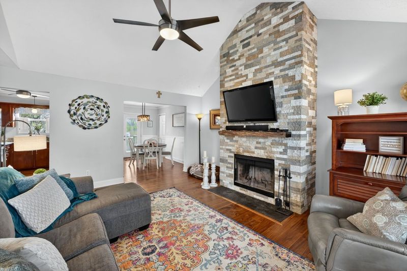 712 Stone Hedge Dr, Old Hickory, TN 37138