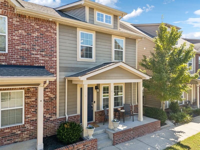 95 Plumlee Dr #7, Hendersonville, TN 37075