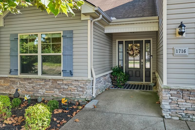 1716 John Lee Ln, Murfreesboro, TN 37129