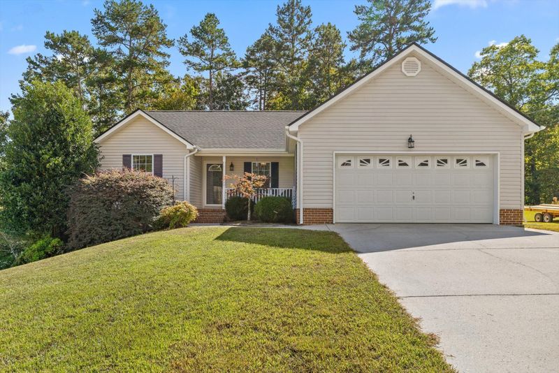 93 Eagle View Dr, Ringgold, GA 30736
