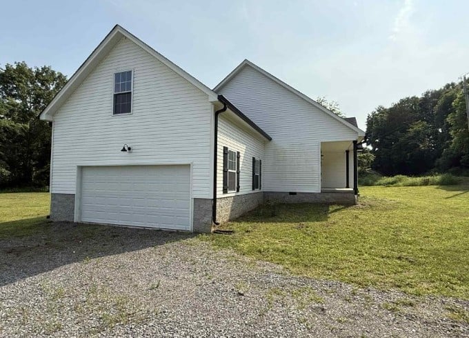 51 Bluff Creek Rd, Brush Creek, TN 38547