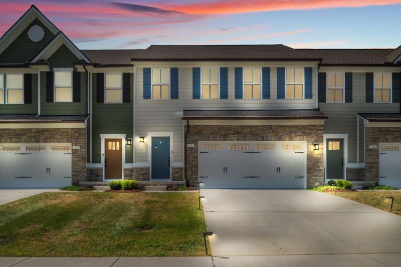 1340 Crescent Ridge Dr, Gallatin, TN 37066