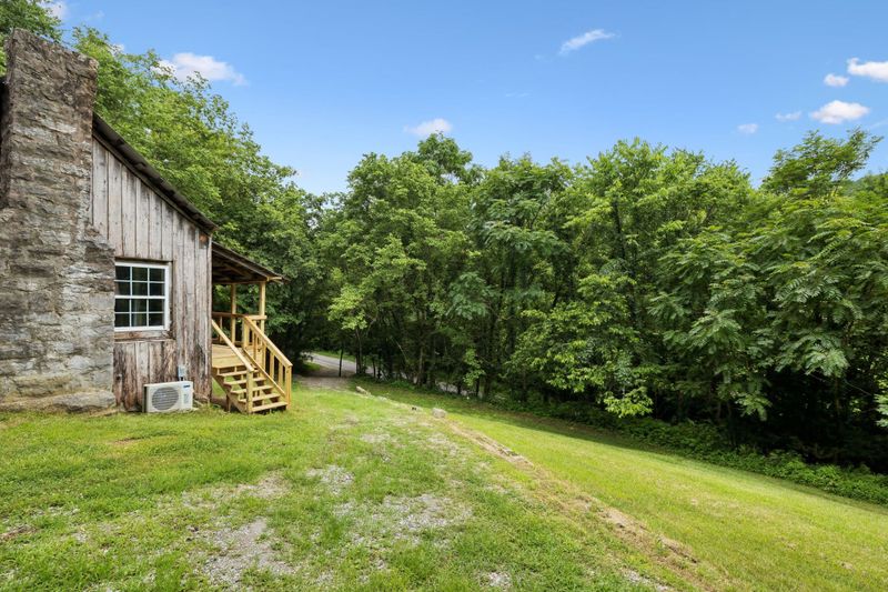 115 Dyer Branch Rd, Gordonsville, TN 38563