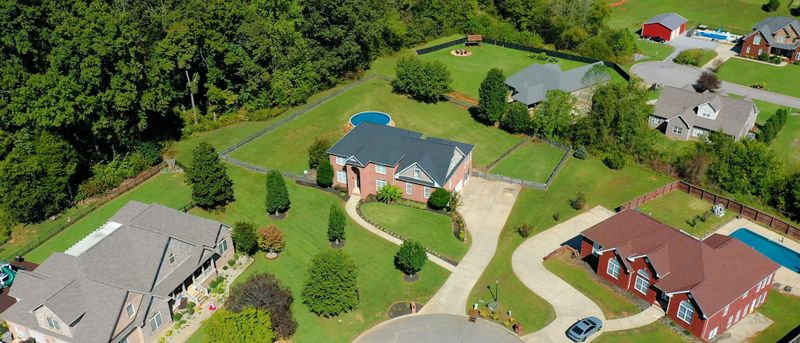 3060 Joey Ct, Pleasant View, TN 37146