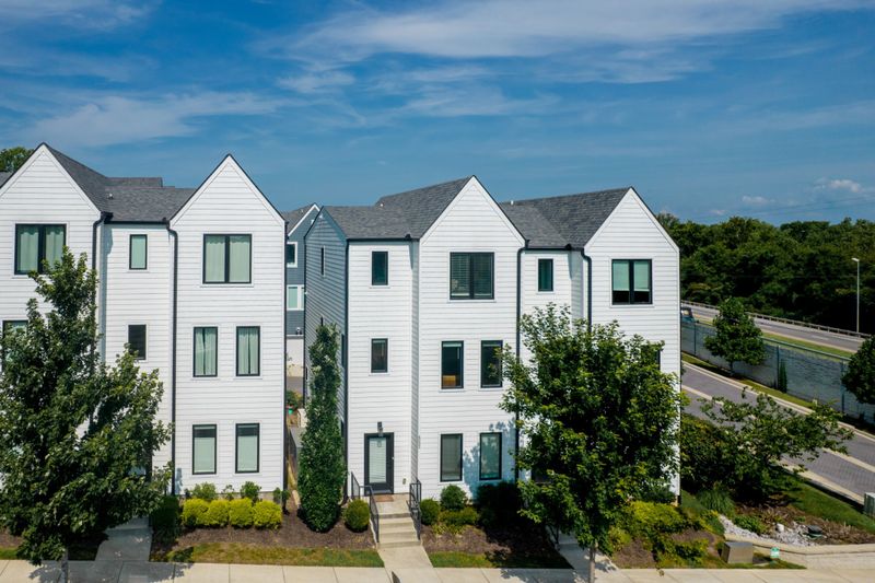 6002 Sterling St, Nashville, TN 37209