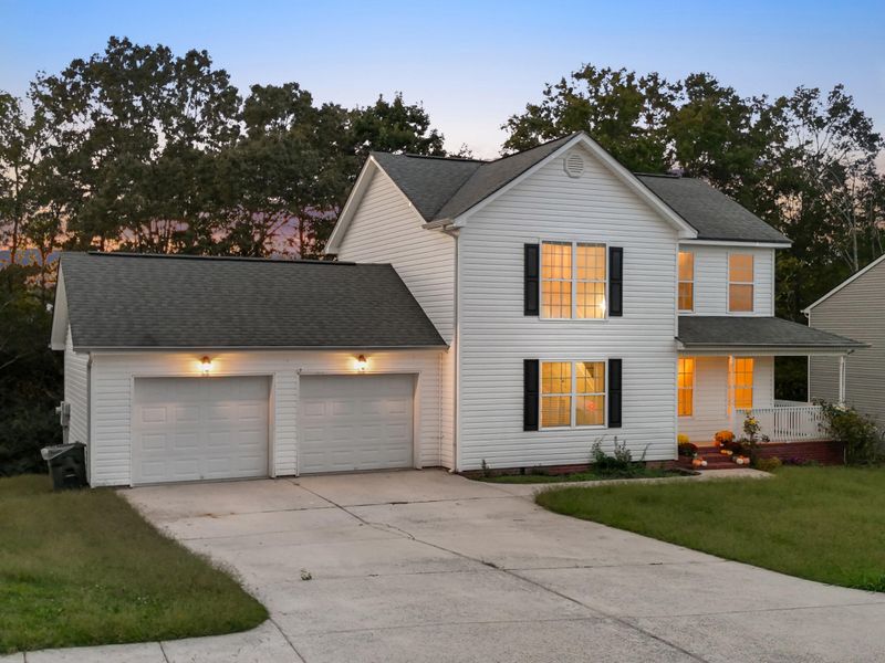 170 Battlebluff Dr, Fort Oglethorpe, GA 30742