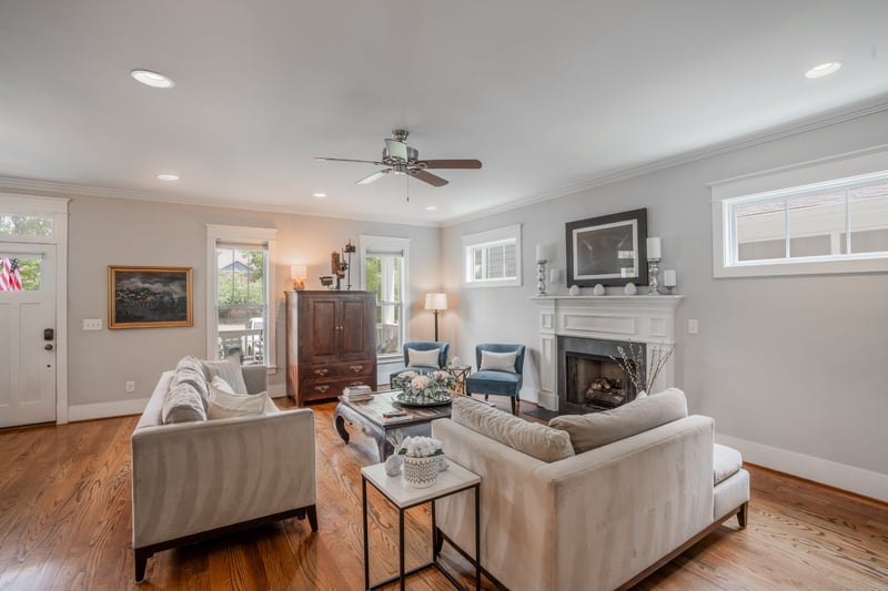 923 S Douglas Ave, Nashville, TN 37204