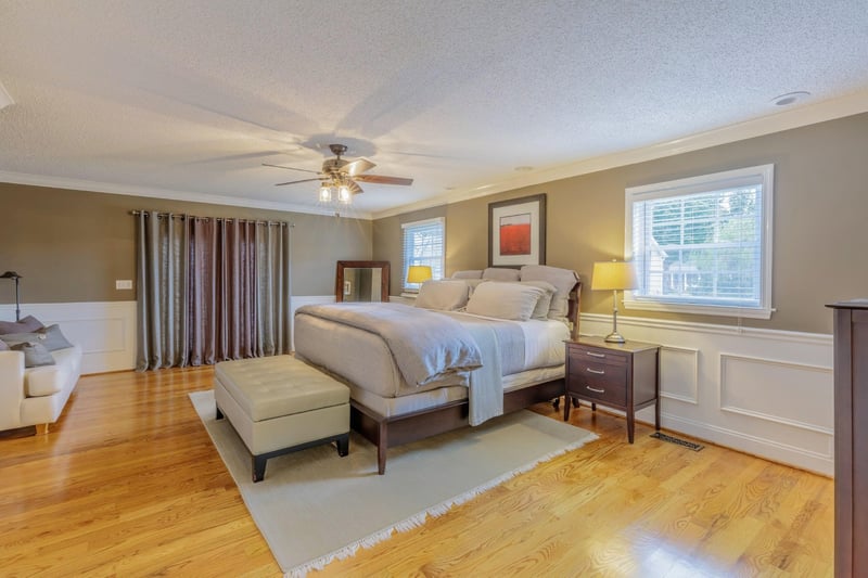 801 Thomas Ave, Chickamauga, GA 30707
