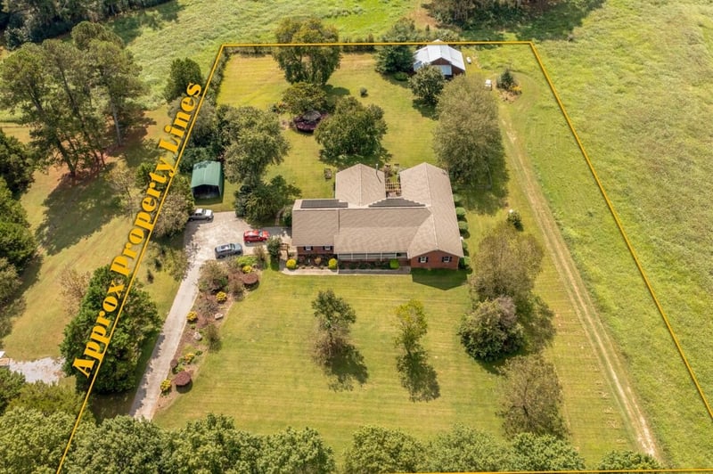 272 Nw Fairview Rd NW, Calhoun, GA 30701