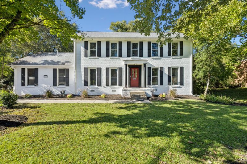 1456 Haynes Dr, Murfreesboro, TN 37129
