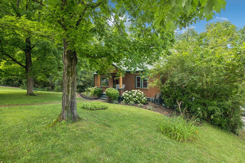 1338 Ardee Ave, Nashville, TN 37216