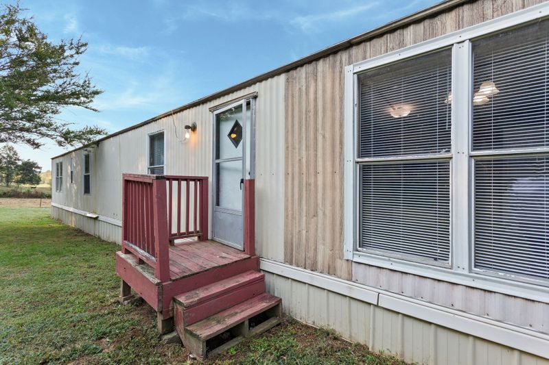 4956 Campbellsville Pike, Culleoka, TN 38451