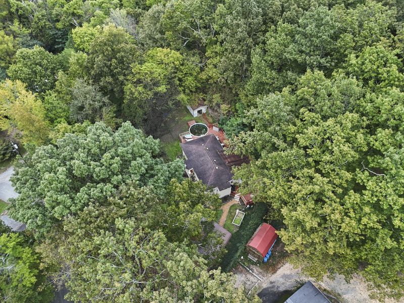 221 Highland Dr, Rossville, GA 30741