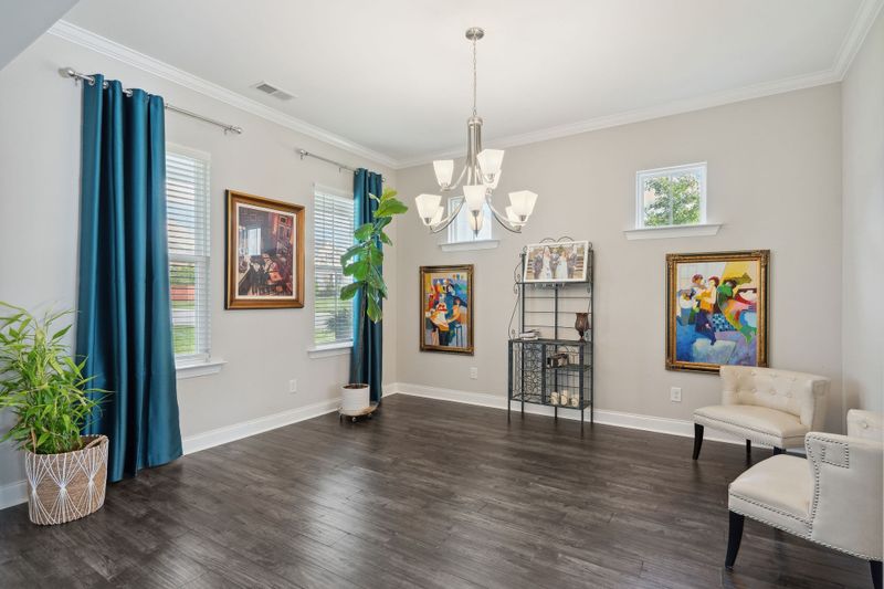 1302 Clarendon Ave, Murfreesboro, TN 37128