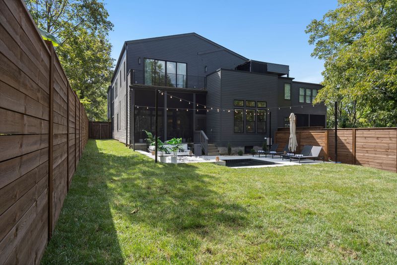2020 Castleman Dr, Nashville, TN 37215