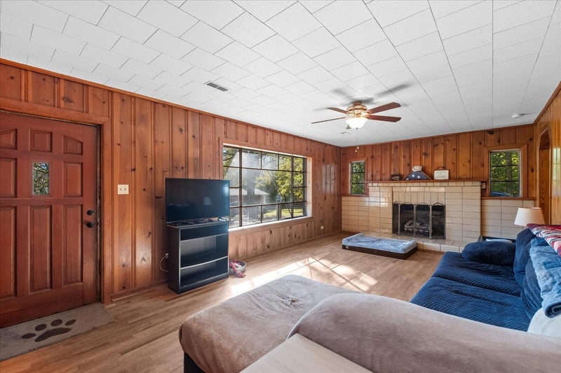 954 Goodson Cir, Rock Spring, GA 30739
