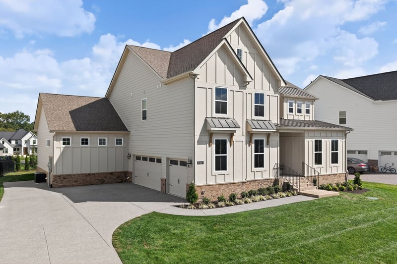 5102 High Park Hill Dr, Arrington, TN 37014