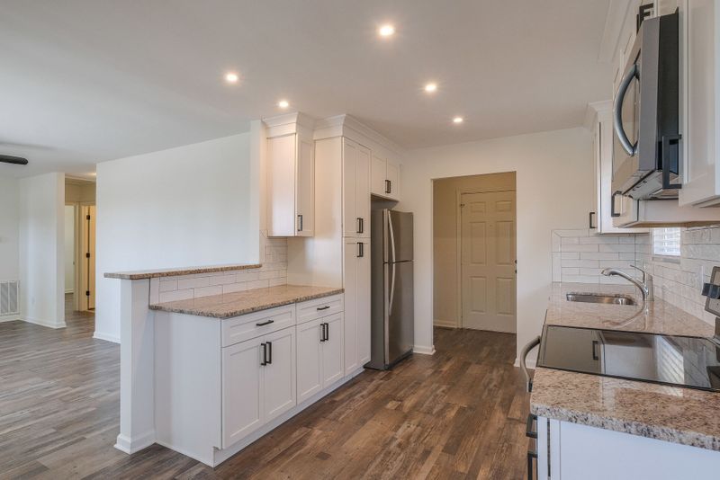 2302 Osage St, Nashville, TN 37208